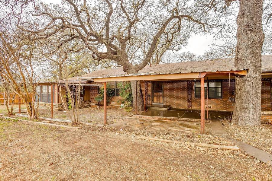 120 S County Road 810, Alvarado, TX 76009