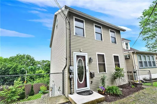 36 James Court, Easton, PA 18042