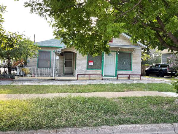 1526 Lipscomb Street, Fort Worth, TX 76104