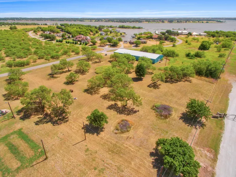 2425 Sunrise Bay Court, Granbury, TX 76048