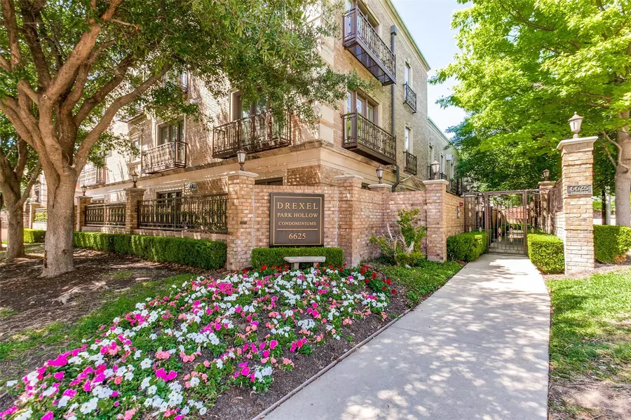 6625 Bandera Avenue #2B, Dallas, TX 75225