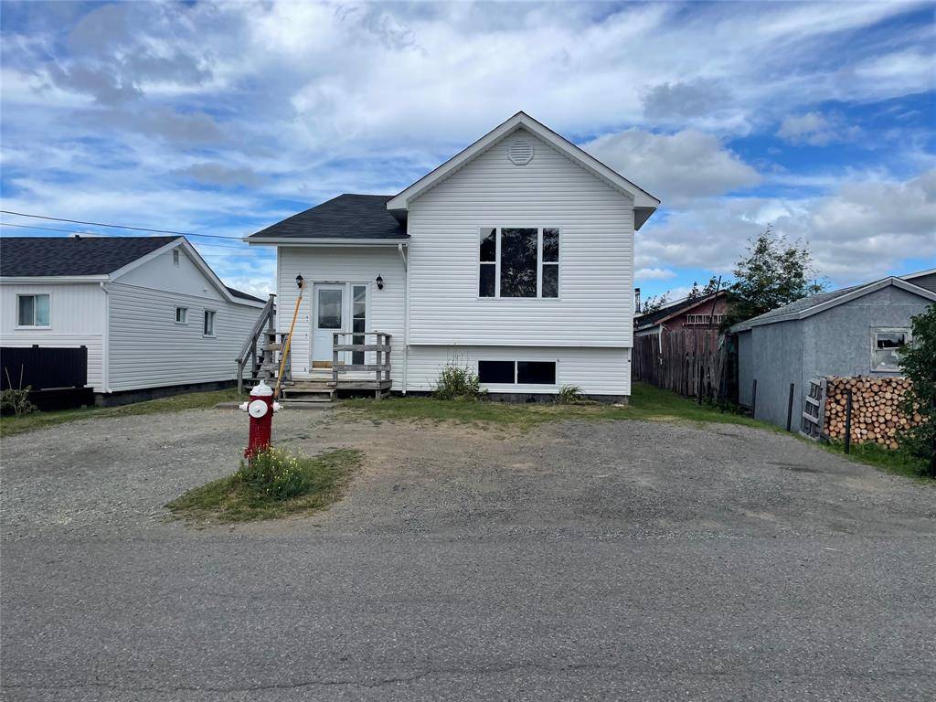 4 Rideout Street, Grand Falls-windsor, NL A2B 1J2