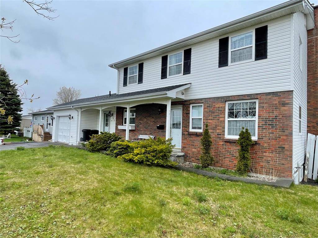 Grand Falls-windsor, NL A2A 1J4,73 Goodyear Avenue