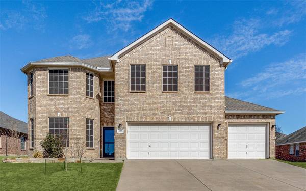 221 Brookdale Drive, Midlothian, TX 76065