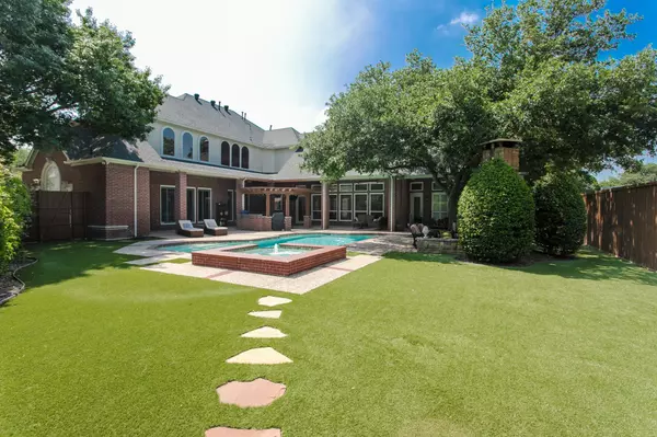 Plano, TX 75024,6433 Rockbluff Circle