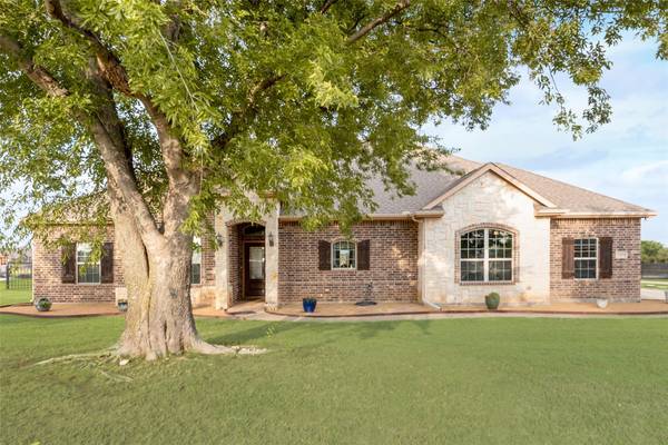 5521 Virginia Drive, Dish, TX 76247