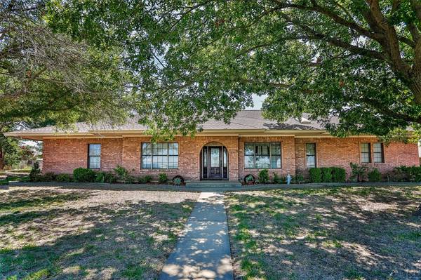 620 N Ash Street, Muenster, TX 76252