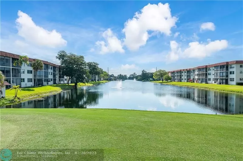 411 S Hollybrook Dr  #303, Pembroke Pines, FL 33025