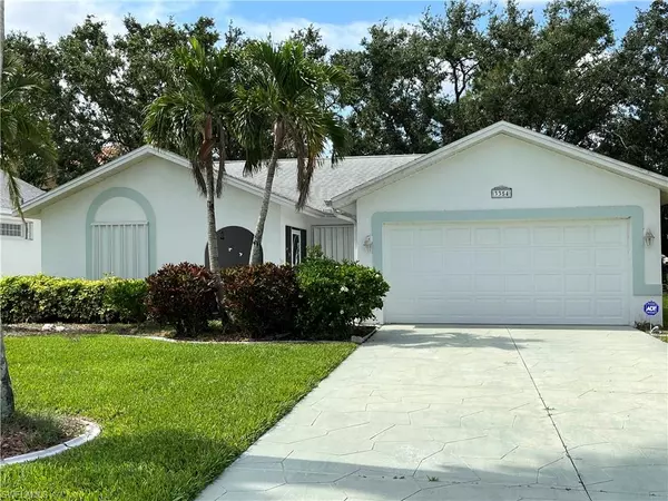 3354 Clubview DR, North Fort Myers, FL 33917