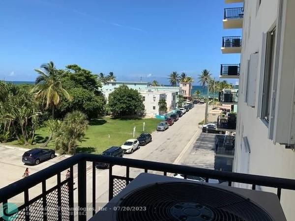 Hollywood, FL 33019,1501 S Ocean Dr  #402