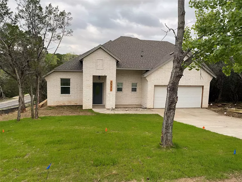 2611 Lakeridge Drive, Granbury, TX 76048