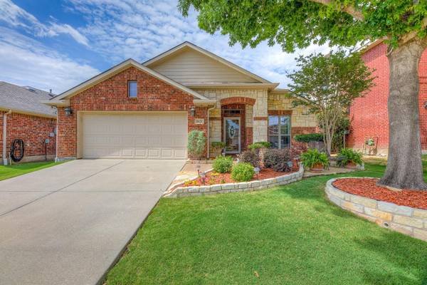 1621 Nighthawk Drive, Little Elm, TX 75068