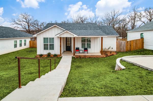 726 E Woodard Street, Denison, TX 75021