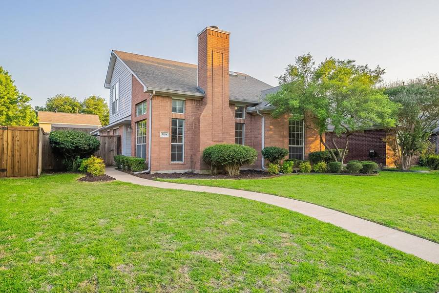 2814 Lois Lane, Rowlett, TX 75088