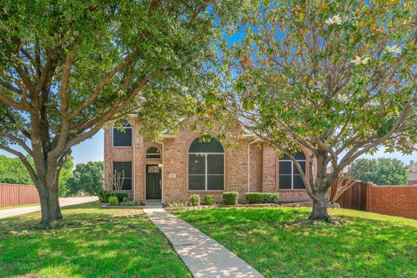 1201 Whitehorse Drive, Lewisville, TX 75077