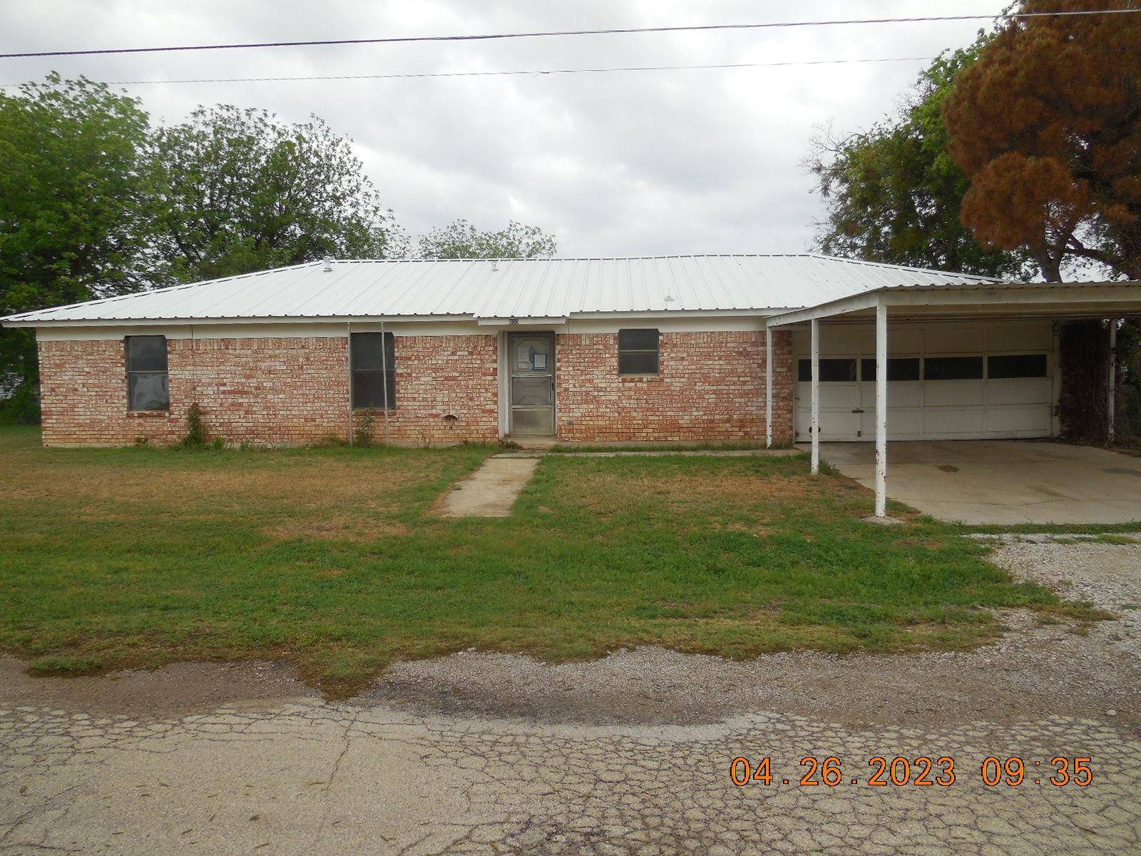 800 Trickham Street,  Bangs,  TX 76823