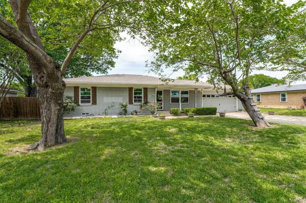 4001 Skyline Drive, Rowlett, TX 75088