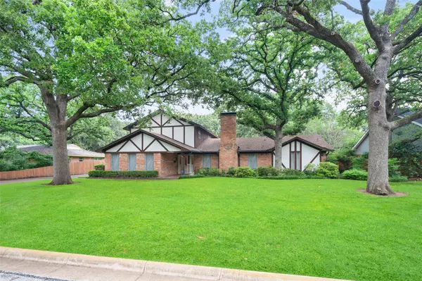 Arlington, TX 76012,1113 Woodland Drive