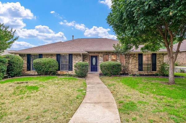 2107 Teton, Carrollton, TX 75006