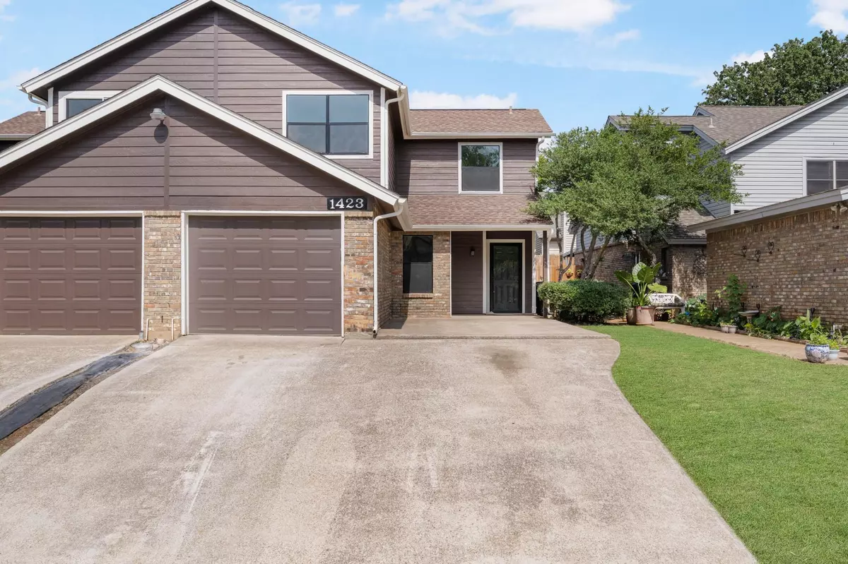 Fort Worth, TX 76120,1423 Palmnold Circle W