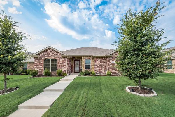 2314 Bonnywood Drive,  Lancaster,  TX 75134