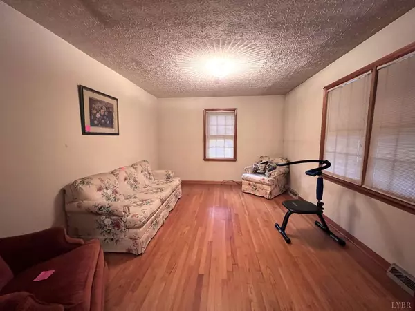 Clover, VA 24534,8042 Hunting Creek RD