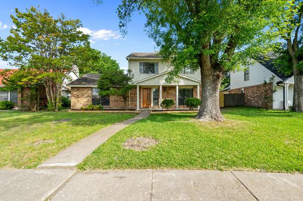 9421 Grant Drive, Rowlett, TX 75088