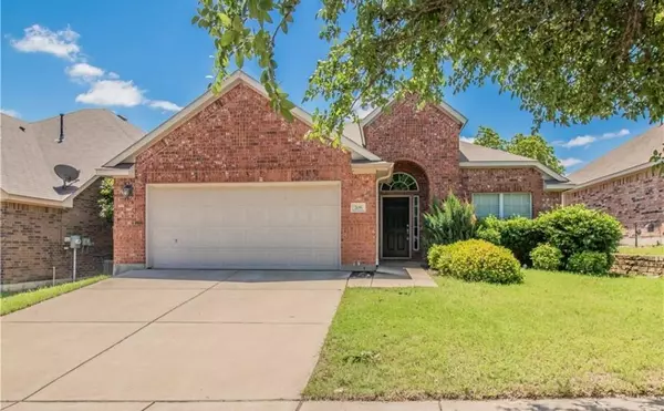 708 Darlington, Fort Worth, TX 76131