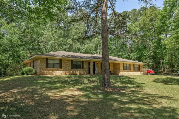 Minden, LA 71055,192 James Circle