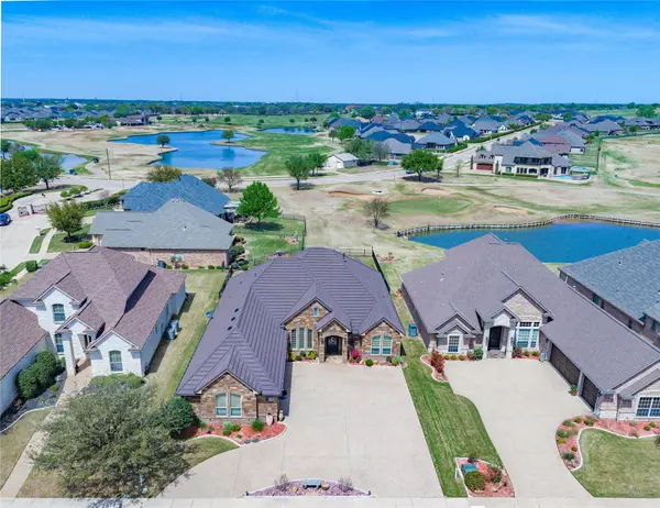 2212 Vienna Drive,  Granbury,  TX 76048