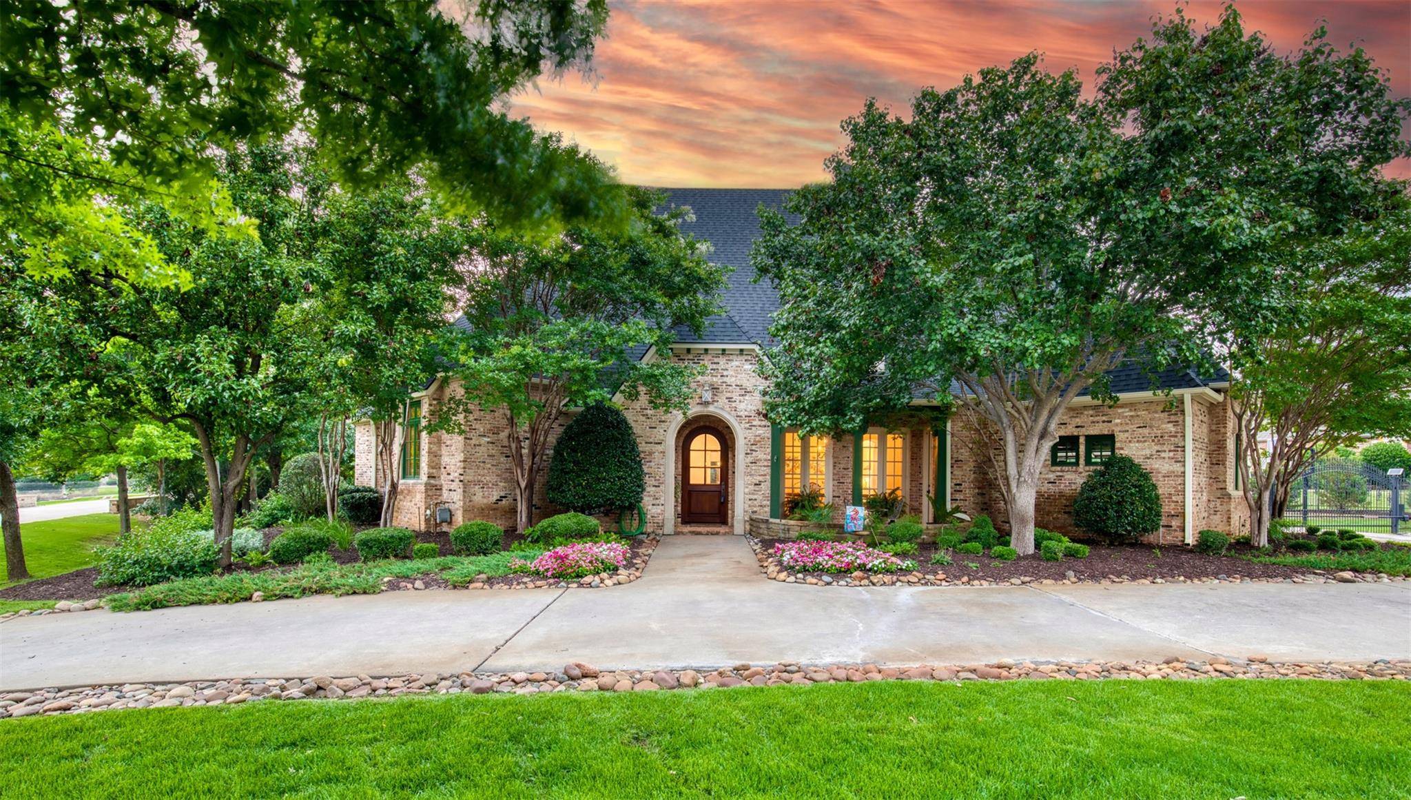 3101 Beaver Creek Drive, Flower Mound, TX 75022