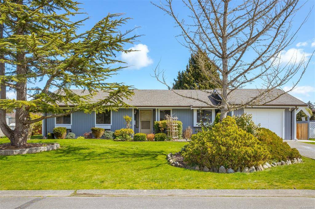 Central Saanich, BC V8M 1V7,2558 Ferguson Rd #13