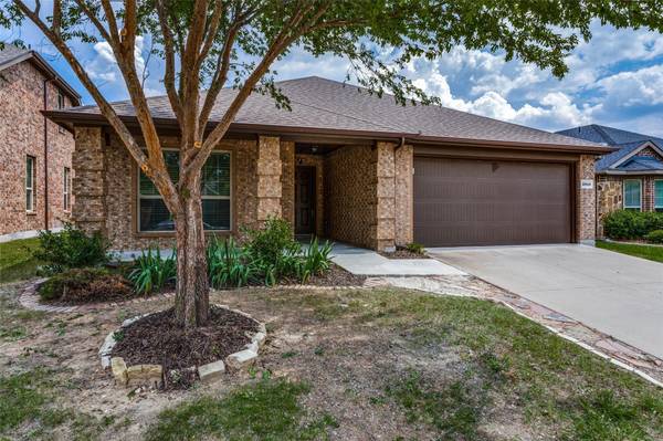 2813 Pecan Grove Drive, Anna, TX 75409