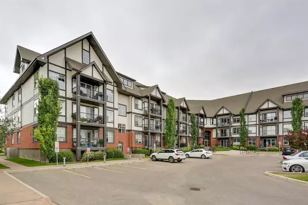 Calgary, AB T2Z 0T8,250 New Brighton Villas SE #209