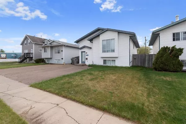 Lloydminster, SK S9V 1Y9,1224A 49 AVE