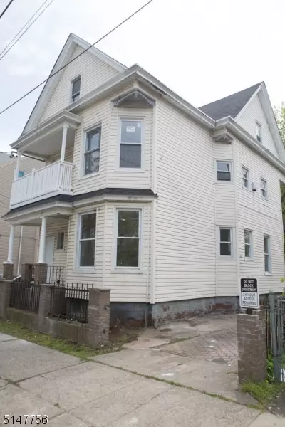 256 Governor St, Paterson City, NJ 07501