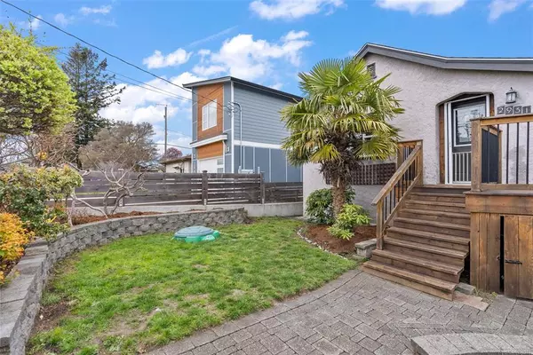 Victoria, BC V8T 3L8,2931 Gosworth Rd