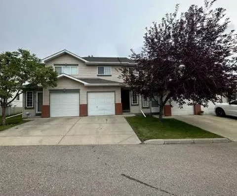 Calgary, AB T3K 4S8,45 Country Hills Villas NW