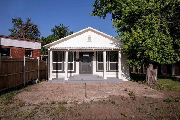 298 7th Street, Honey Grove, TX 75446