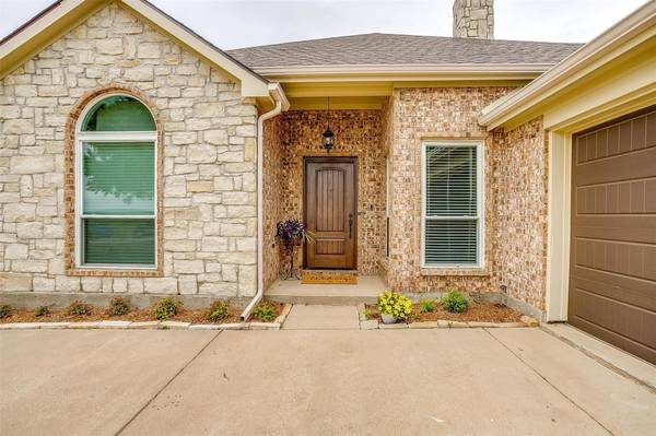 7009 Turnberry Drive, Cleburne, TX 76033