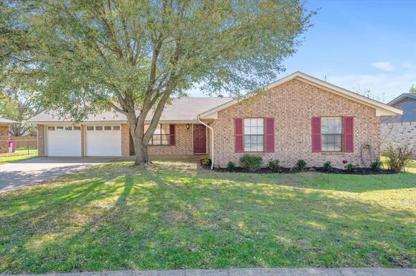 2051 Lisa Circle, Canton, TX 75103