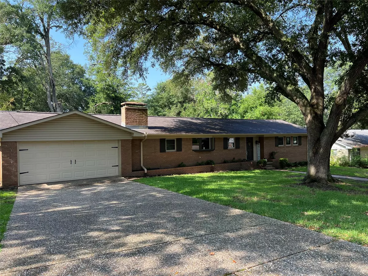 Tyler, TX 75703,1617 Sequoia Drive