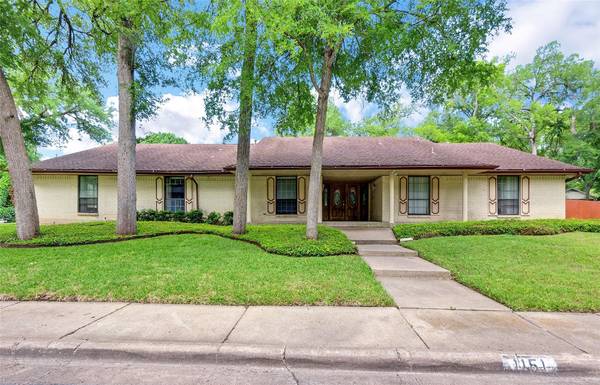 1151 Springbrook Drive, Desoto, TX 75115