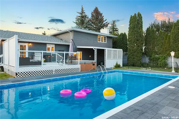 217 Mount Allison CRESCENT, Saskatoon, SK S7H 4G6