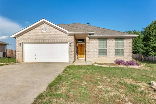 Azle, TX 76020,125 Timber Cross Court