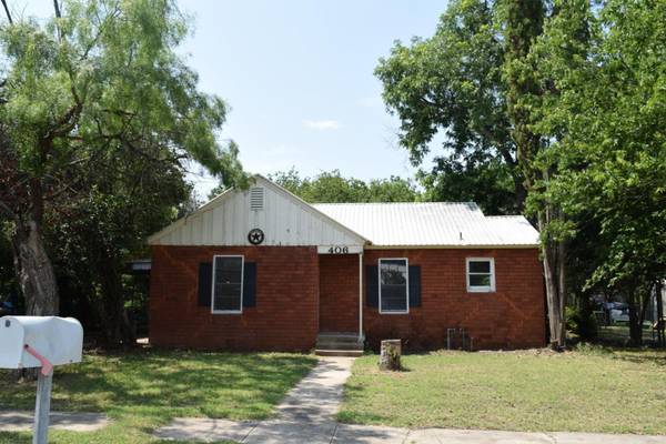 406 E 9th Street, Coleman, TX 76834