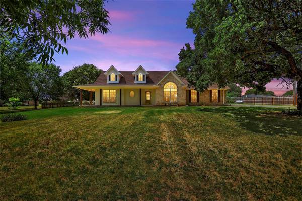 1100 Dobbs Trail, Springtown, TX 76082