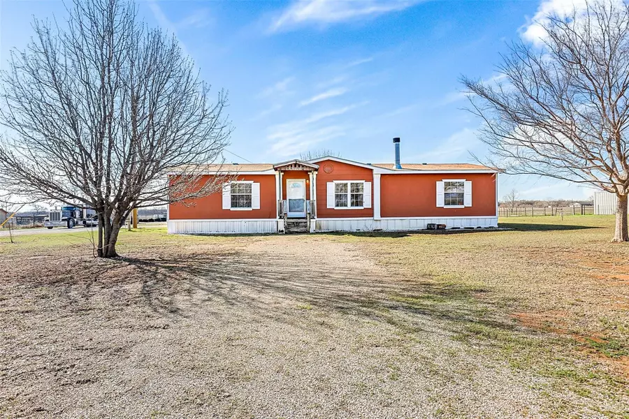 559 County Road 1450, Chico, TX 76431