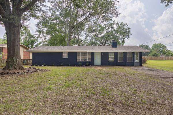 409 Hanks Street, Whitehouse, TX 75791