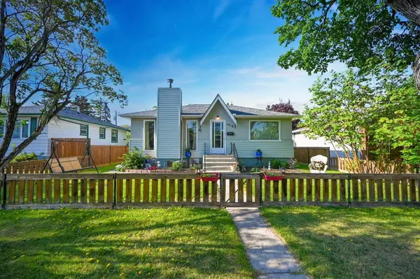 Calgary, AB T2M1M6,1918 21 AVE NW